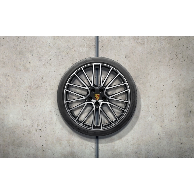 SUVERATTAD 22" CAYENNE E3 COUPE RS SPIDER DESIGN rehviga Pirelli PZero 285/35 R22, 315/30 R22